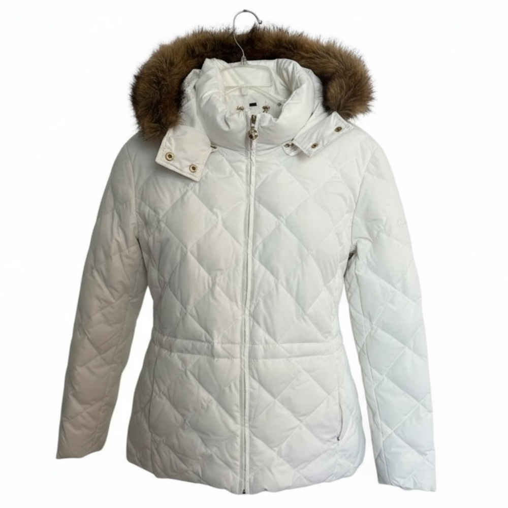 Guess Women's Plus Size Cream Puffer Jacket with Brown Faux Fur - Size 2X
